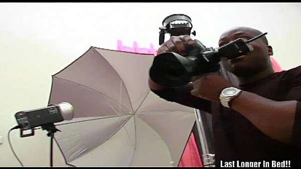 Nonton Horny Blonde Ride On A Big Black Cock thumbnail