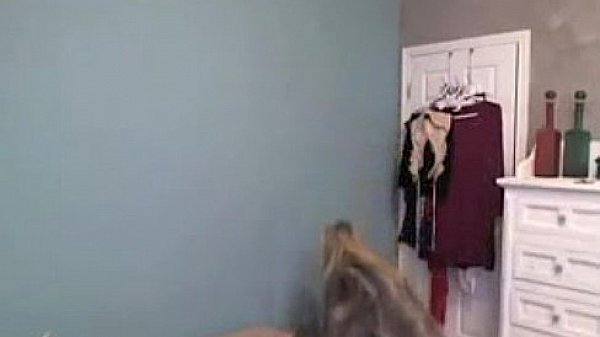 Nonton Milf Pornstar In Fur Toys On Cam thumbnail