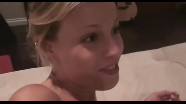 Nonton Pipe Sucking Followed By Frisky Chick Fuck thumbnail