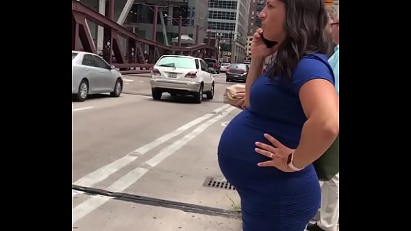 CandidSexy Preggo in_Blue