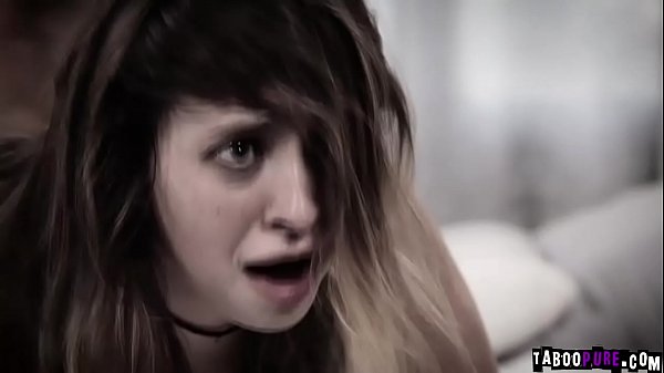 Seth eatingQuinn Waldes pussy