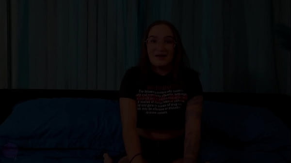 Nonton Dressing Up For My Stepbro thumbnail