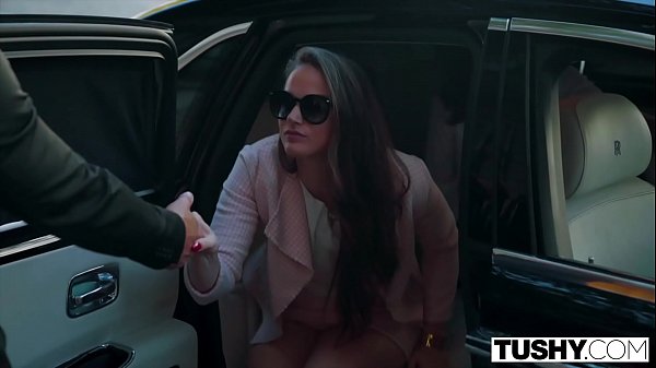Play MP4 - TUSHY Tori Black Intense Anal Threesome