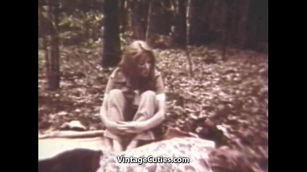 Couple Fucking Outdoors_in a Picnic