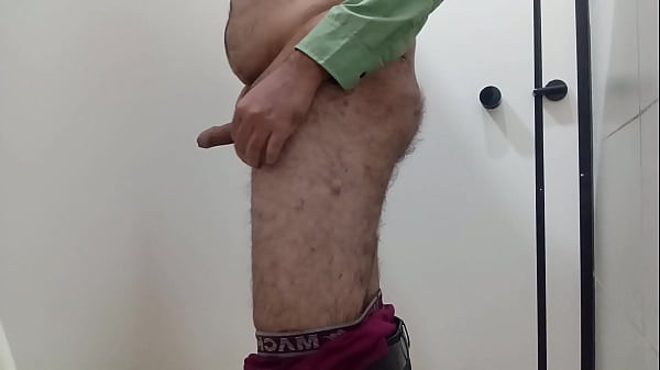 Play MP4 - Shivam masterbating with erected dick in college toilet