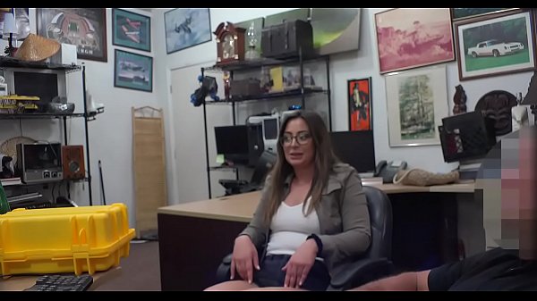 Nonton Hawt Little Dilettante Is Fucking thumbnail