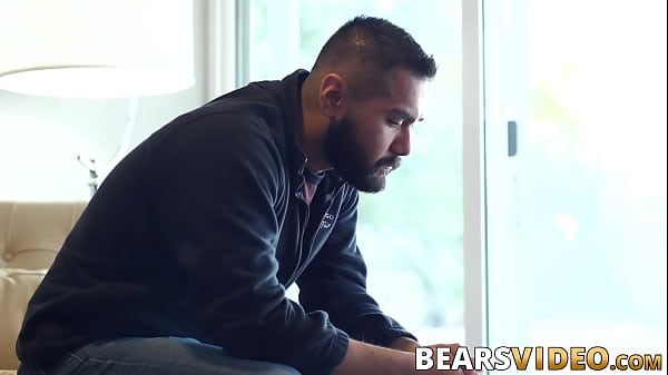 Daddies suck each other off and bareback 