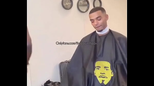 Play MP4 - Erotic Barber &sol; Putaria na Barbearia