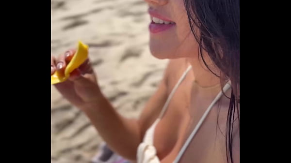 Play MP4 - Getting A Taste Of Big-Tits Brunette Alice Thunder