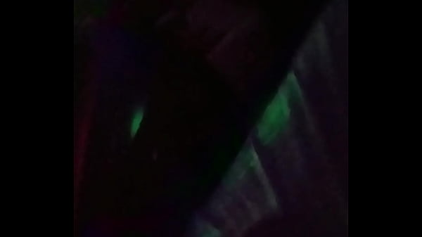 d AF_giving out backshots