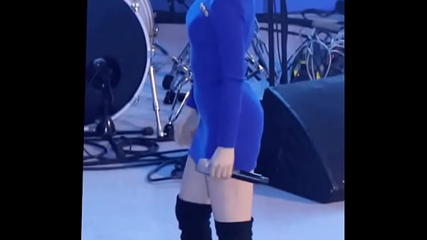 Nonton Red Velvet Wendy - Power Up Fancam Pmv 190517 thumbnail