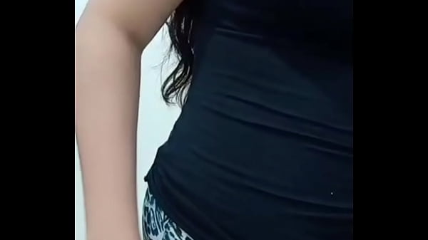 Play MP4 - Nude Dance On Punjabi Song