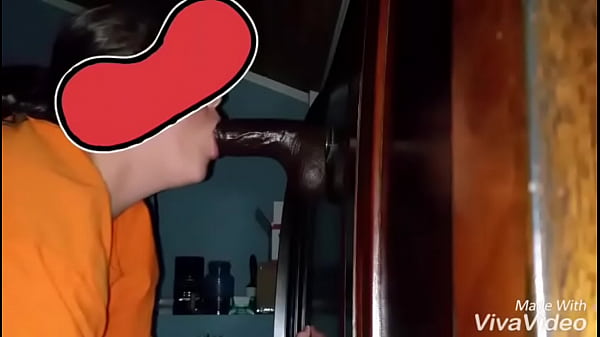 Play MP4 - Hotwife sucking on bbc while hubby pounds her from behind