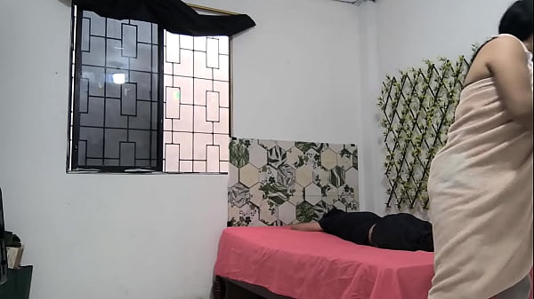 Nonton I Am A Very Slutty Religious Woman And I Love Playing With Double-member Dildos To Fuck My Ass And Vagina thumbnail