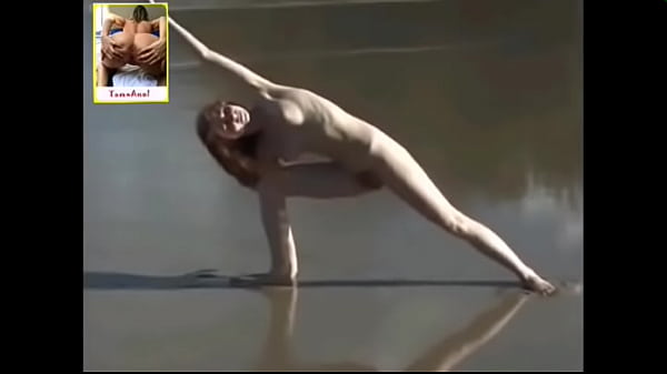 Novinha delícia fazendo Yoga nua_parte 6
