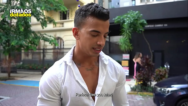 Play MP4 - ACABEI FODENDO COM O VENDEDOR