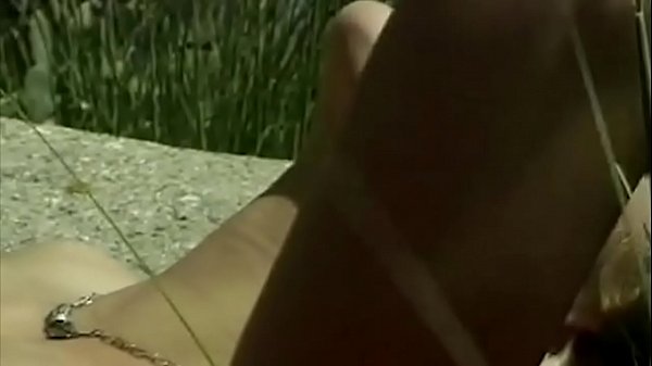 Play MP4 - They fuck outside and someone watch and get hot