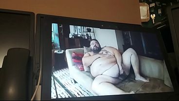 Imi place sa ma masturbez in fata la webcam sa imi beau pisatul si sa imi mananc sperma 