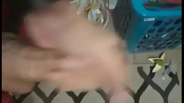 Punheta gostosa do pauzudo brasileiro