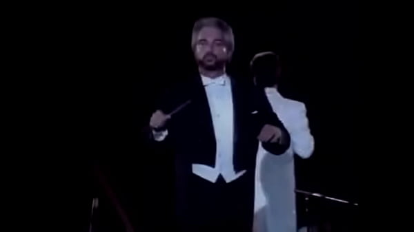 Nonton Juan-gabriel En Vivo️ thumbnail