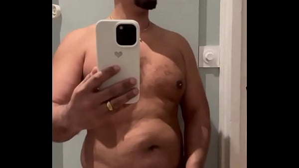 Bah alors vas y ou vas tu courir de la grosse bite comme le font les fran&ccedil;aises 