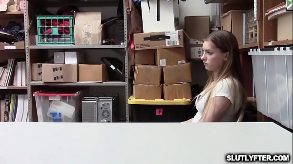 Nonton Shoplifting And Summer Brooks Used To Be A Good Match thumbnail