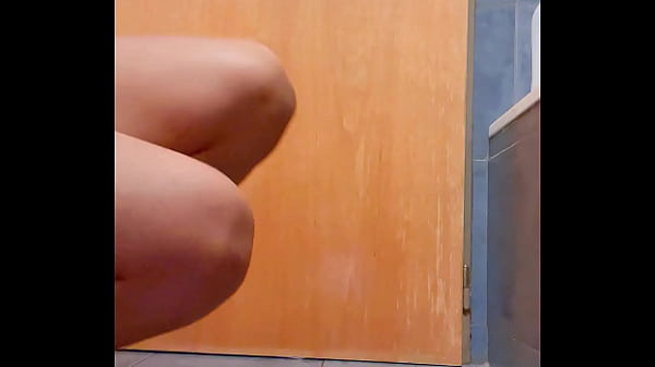 Nonton Silencio No Puedo Hacer Ruido Pero Quiero Coger Rico thumbnail