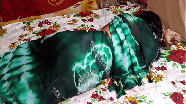 Beautiful Desi Bhabhi Video Fucked By Step Brother Clear Hindi Voice thumbnail