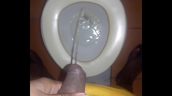 Golden Shower - EMILIANO