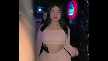 Mujer Experta Haciendo Un Buen Sexo Oral Al Natural Que Te Volver&aacute; Loco thumbnail