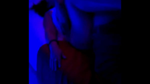 Corneador se coge a mi esposa entrando al motel 