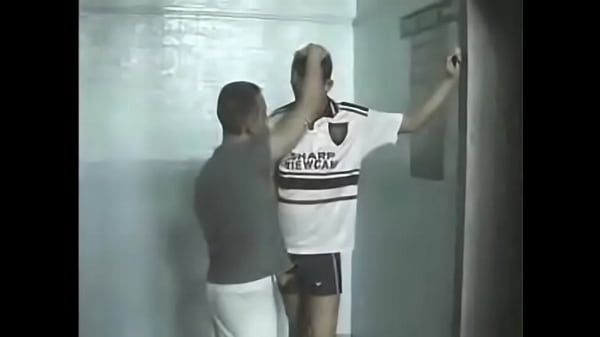 Play MP4 - Intense Encounter