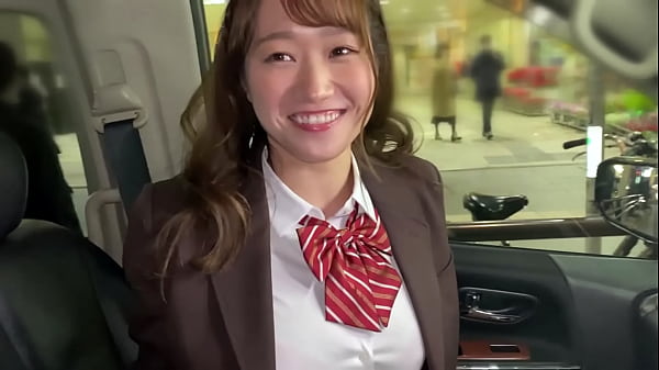 彼氏への一途な気持ちもチンポの前では無力。ガッツリ浮気セックス。素人 中出し 巨乳 ハメ撮り コスプレ 女子校生 制服 長身 パイズリ thumbnail