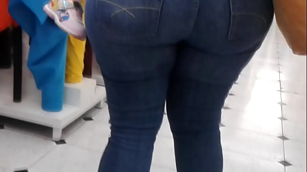 Play MP4 - Caderona y culona flash ass