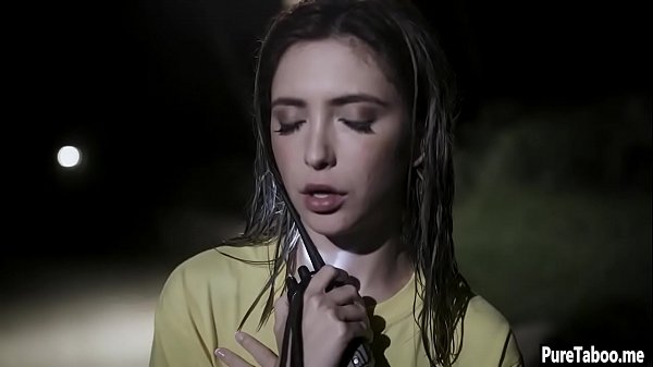 Cute skinny teen jumpedon anolder strangers big cock