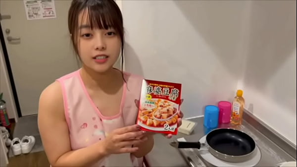 台所に乗ってエプロン姿でオナニーしたらイきまくりました