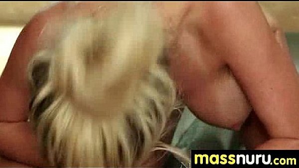 Nonton Naughty Chick Gives An Amazing Japanese Massage 22 thumbnail