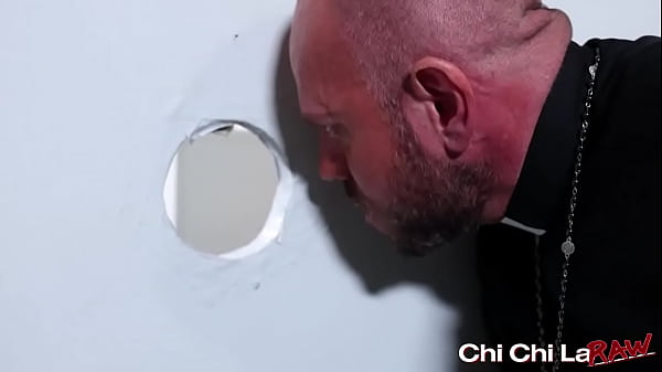 DILF gloryhole blows dick before ass sex 