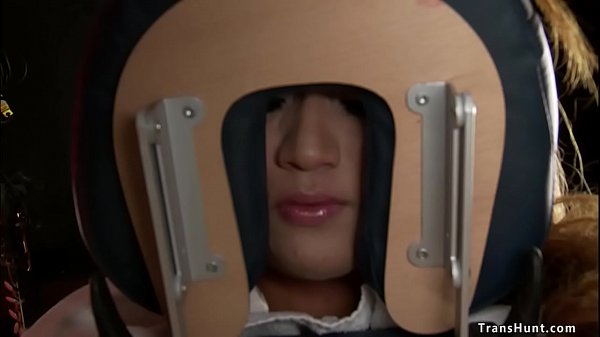 Shemale anal fucks pawg masseuse