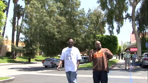 Hot babe riding huge black dick 