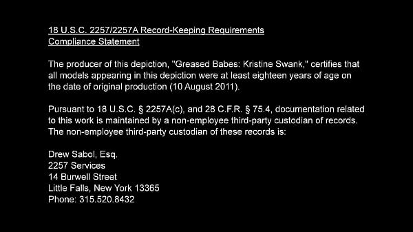 Nonton Sexy Kristine Swank Greases Herself Up thumbnail