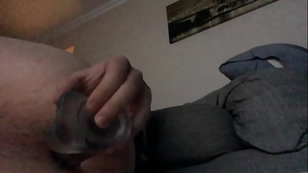 Bottom slut fucks his hole 