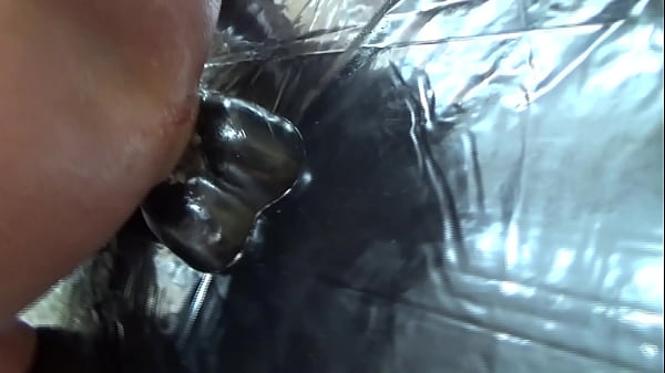 Play MP4 - Extremeslut66 spritzt ab und fistet sich