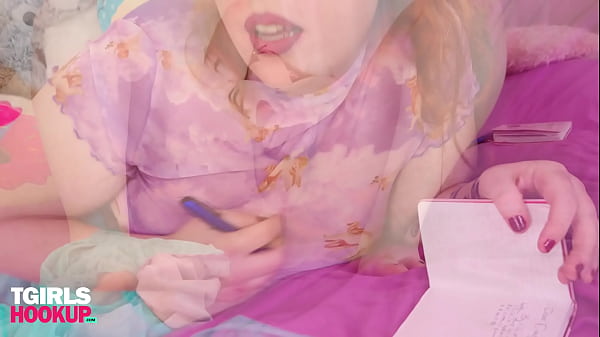 Play MP4 - TGIRLSHOOKUP&colon; BBW Clara Belle