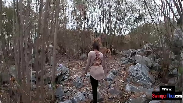 Amateur Asian teen girlfriend blowjob_in public_somewhere in Thailand