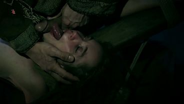 Die Magd Der Gr&auml;fin Wird Auf Der Spreizbank Entlaust Und Grob Gereinigt (vorschau) thumbnail