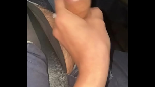 Punhetinha gostosa para meu novo vizinho