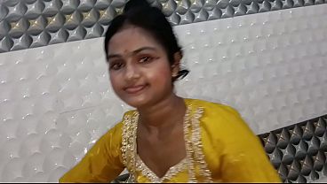 Desi Beauty Blowjob with Ball Massage in Traditional Clothes