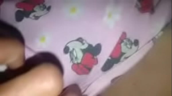 แหกหีสาวสวยเอาควยให้เธออมจนน้ำแตกเต็มปากแล้วยังควยดเข้ารูแตดเย็ดหีเธออย่างเสียงเสียงครางเธอทำให้มีอารมณ์สุดๆเธอสำเร็จความไคร่ถึงสองครั้งน้ำแตกเยอะมาก