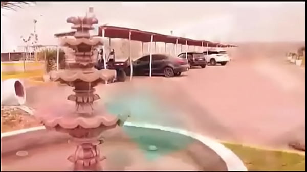 Se pajea para su gil 